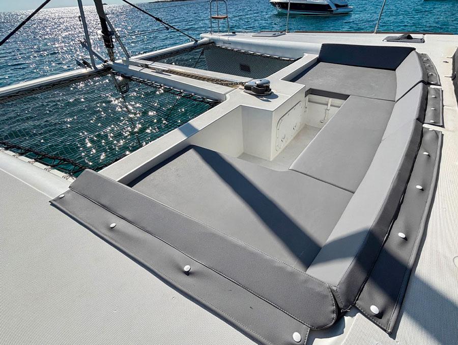 cubierta-de-catamaran